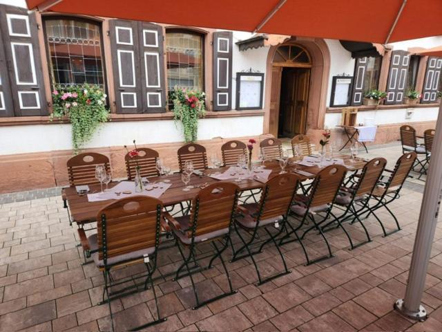 Hotel Zum Goldenen Ochsen Maikammer Ngoại thất bức ảnh