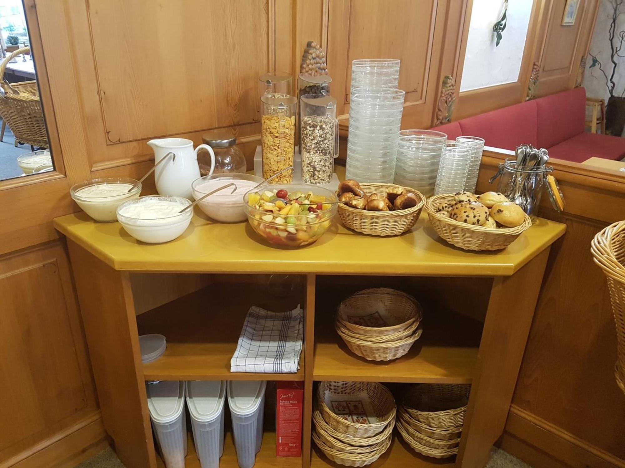 Hotel Zum Goldenen Ochsen Maikammer Ngoại thất bức ảnh